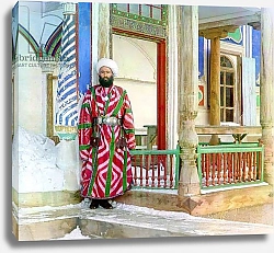 Постер Bukhara bureaucrat in front of a building, Russian Empire, between 1905-15
