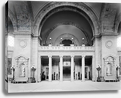 Постер Неизвестен Main stairway, Metropolitan Museum of Art, New York, c.1902-10