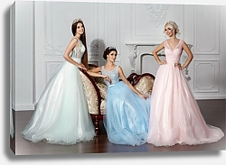Постер Три невесты в разноцветных платьях