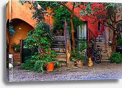 Постер Италия, Рим. Old cozy courtyard