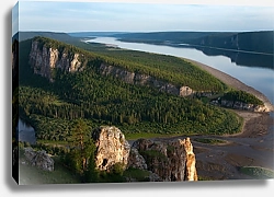 Постер Россия, Якутия. Скалистый пейзаж на реке Лена