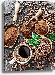 Постер Жареные кофейные бобы, молотый кофе и чашка кофе на деревянном столе