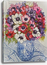 Постер Фивси Джоан (совр) Anemones in a Blue and White Pot, with Blue and White Textile, 2000,