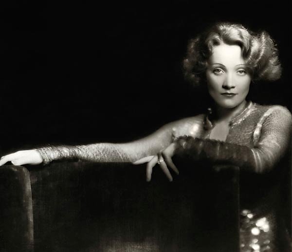 Dietrich, Marlene 12