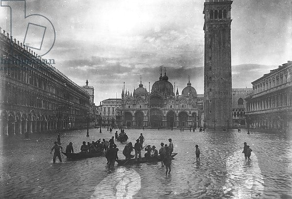 View of Flooded Piazza S. Marco 1880-1920