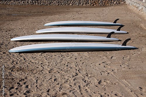 Доски для серфинга на берегу