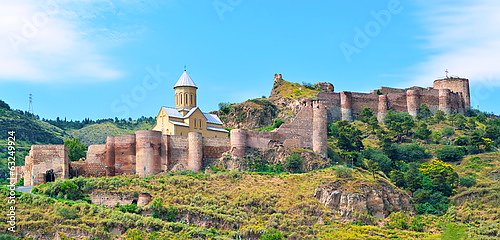 Грузия, Тбилиси. Древняя крепость Нарикала