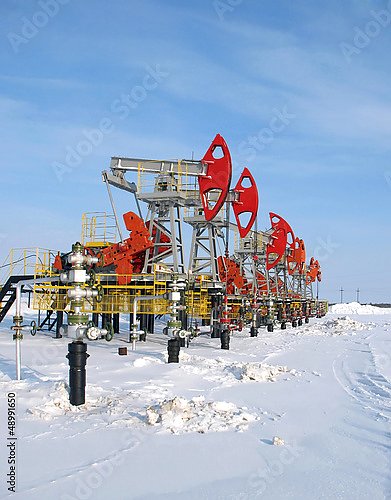 Нефтяное месторождение