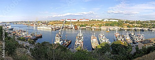 Крым, порт в Севастополе