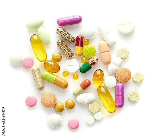 Разноцветные таблетки и капсулы