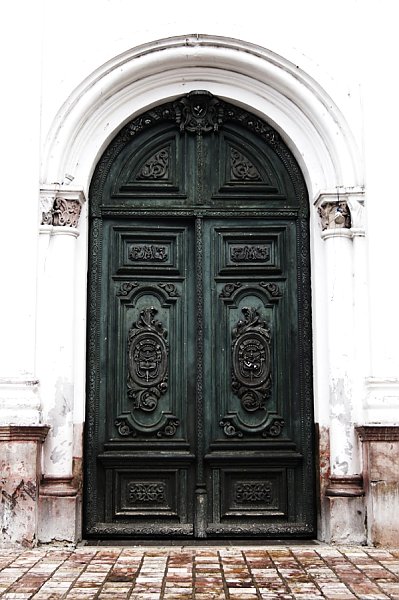 дверь в Куэнке, Эквадор