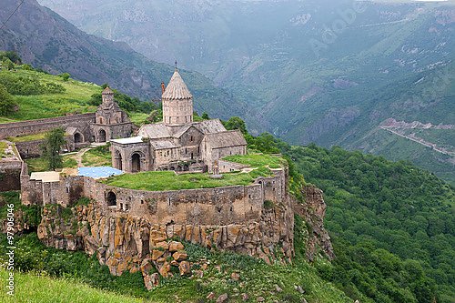  Татев, древний монастырь в Армении