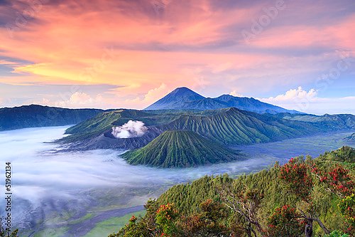 Вулкан Бромо на восходе солнца, Восточная Ява, Индонезия