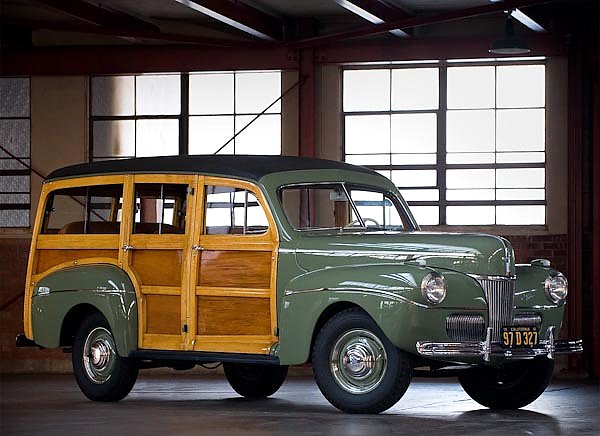 Ford Super Deluxe Station Wagon '1941