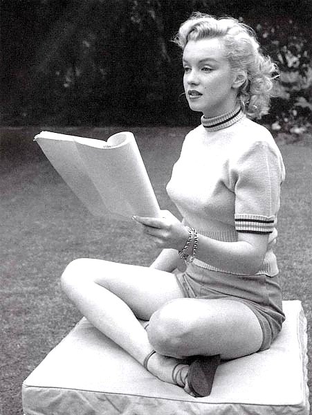 Monroe, Marilyn 97
