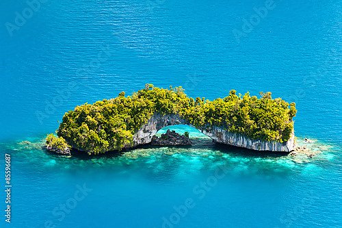 Остров с аркой, острова Палау