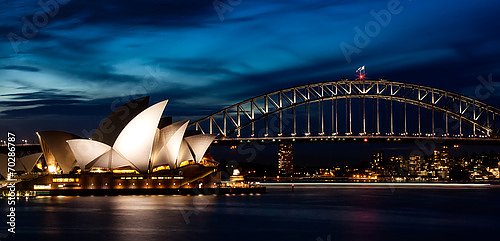 Мост Харбор и Сиднейский оперный театр ночью