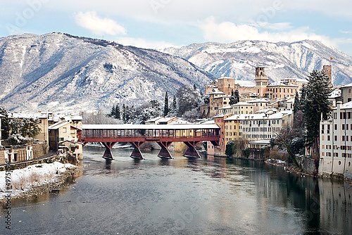 Италия. Город Бассано дель Граппа, Ponte degli Alpini