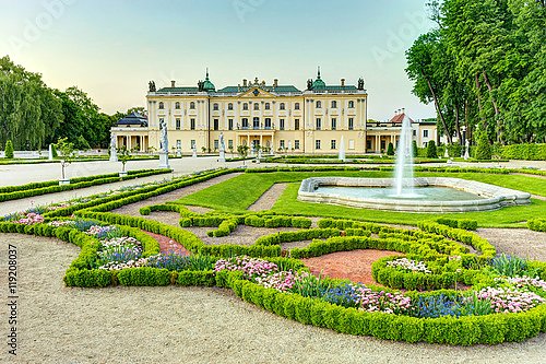 Сад Дворца Браницких, Польша
