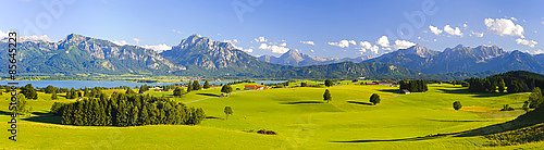 Германия, Бавария. Альпийская панорама в Алгау