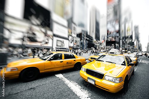 США, Нью-Йорк. Желтые такси на улицах города