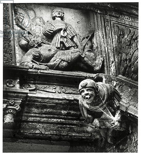 Gargoyle and sculpture from the 'Grosse Wendelstein' staircase, Schloss Hartenfels, Torgau
