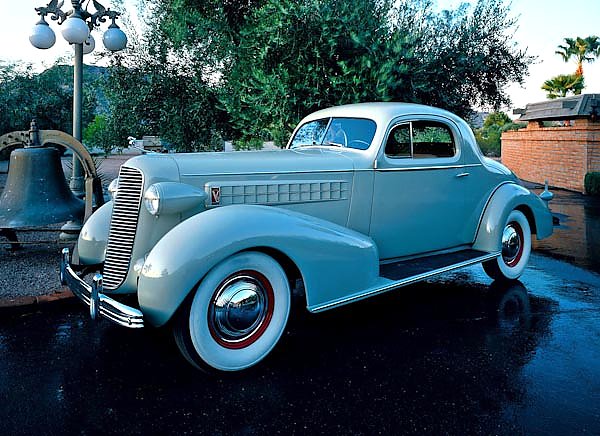 Cadillac V8 Series 70 Coupe '1936