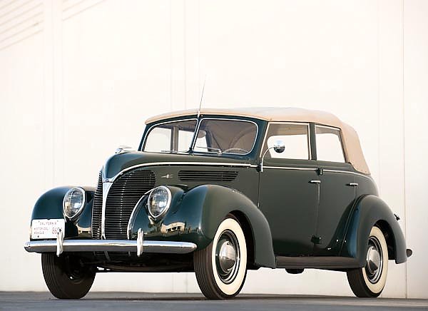 Ford Deluxe V8 Convertible Sedan (81A) '1938