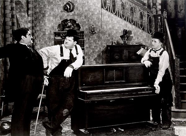 Laurel & Hardy (Music Box, The)