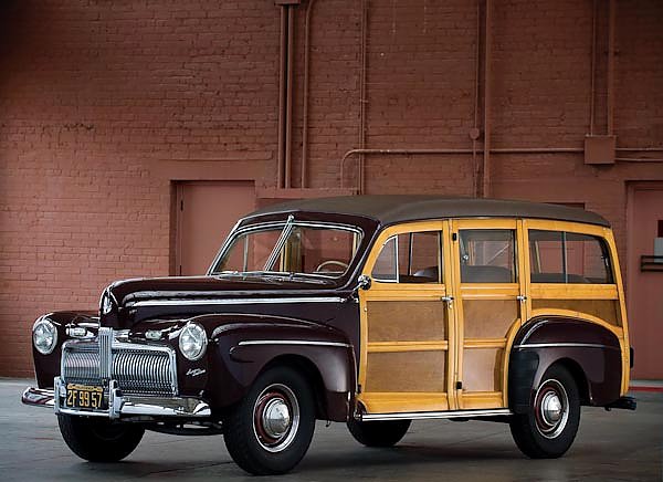 Ford Super Deluxe Station Wagon '1942