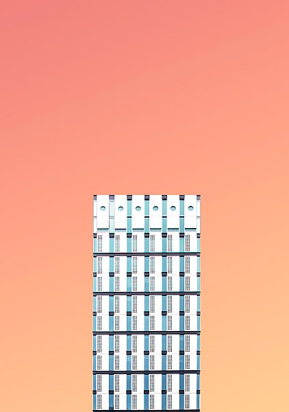 Прямоугольное здание на фоне оранжевого неба
