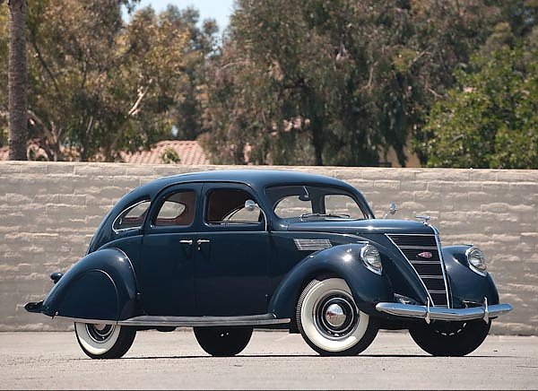 Lincoln Zephyr Sedan '1936–42