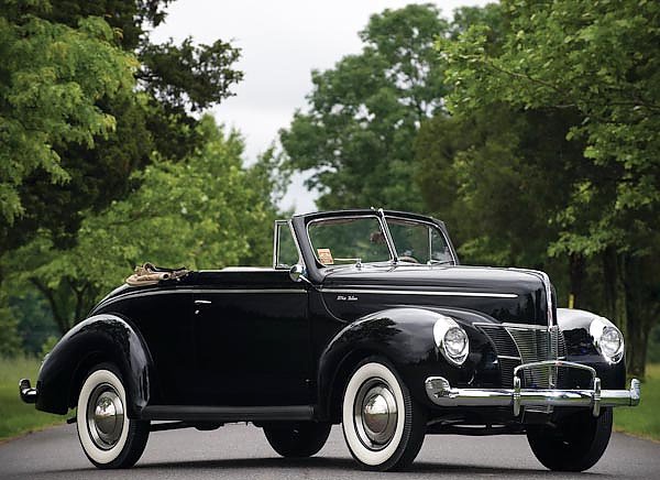 Ford Deluxe Convertible Coupe '1940