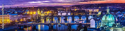 Чехия. Прага. Мосты на закате. Панорама