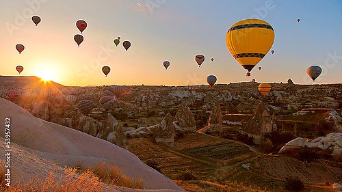 Воздушные шары над Гёреме, Турция