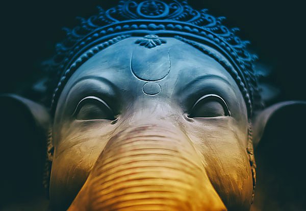 Индийская статуя слона крупным планом