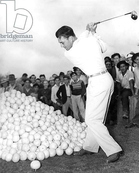 Ben Hogan Hits Grapefruits, Florida, USA, c.1939