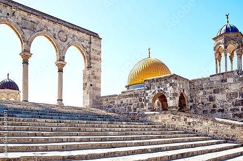  Арка рядом с мечетью в Иерусалиме 