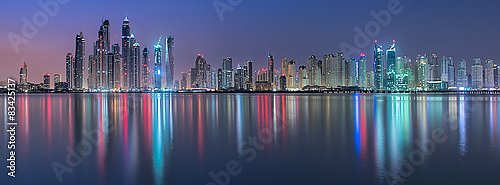 ОАЭ, Дубай. Вид на вечерний город