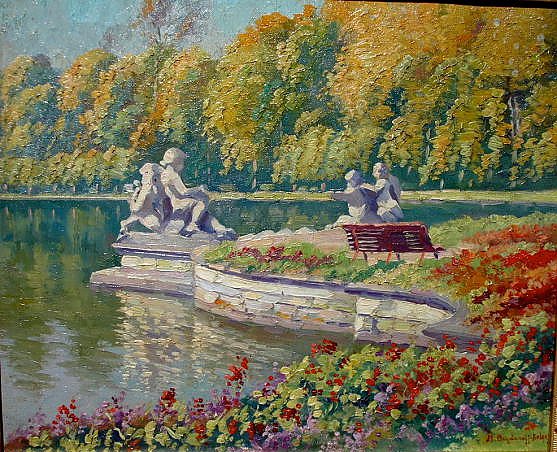 Озеро и сады со статуями