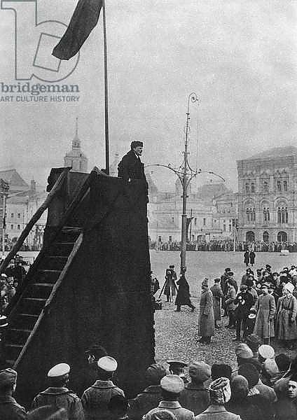 Lenin, Red Square, Moscow, 1918