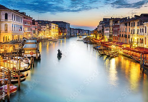 Италия. Венеция. Гранд Канал ночью