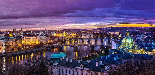 Чехия. Прага. Панорама на закате