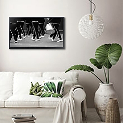«История в черно-белых фото 1362» в интерьере светлой гостиной в скандинавском стиле над диваном