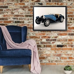 «Bugatti Type 55 Super Sport Roadster '1932» в интерьере в стиле лофт с кирпичной стеной и синим креслом