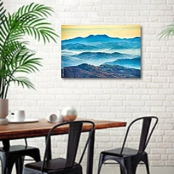 «Голубые горы в тумане на закате» в интерьере столовой в скандинавском стиле с кирпичной стеной