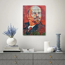 «Портрет Ленина из мозаики в Сочи» в интерьере современной гостиной с голубыми деталями