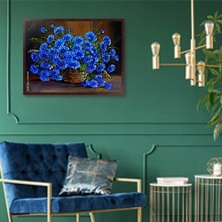 «Синие цветы в вазе» в интерьере в классическом стиле с зеленой стеной