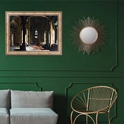«Интерьер церкви ночью» в интерьере классической гостиной с зеленой стеной над диваном