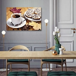«Кофе с зефиром и осенними листьями» в интерьере классической кухни у двери